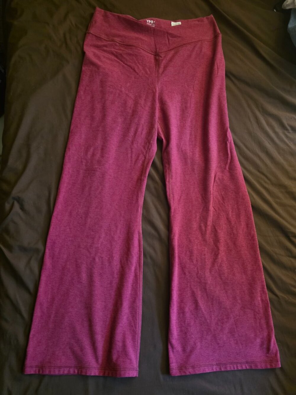 Abercrombie & Fitch YPB Size XXL Short Maroon Flare Leggings